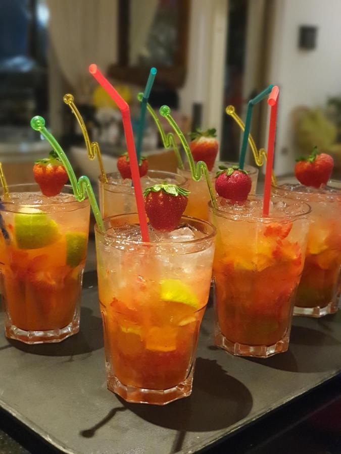 ברנצונה סול גארדה Hotel Merano מראה חיצוני תמונה