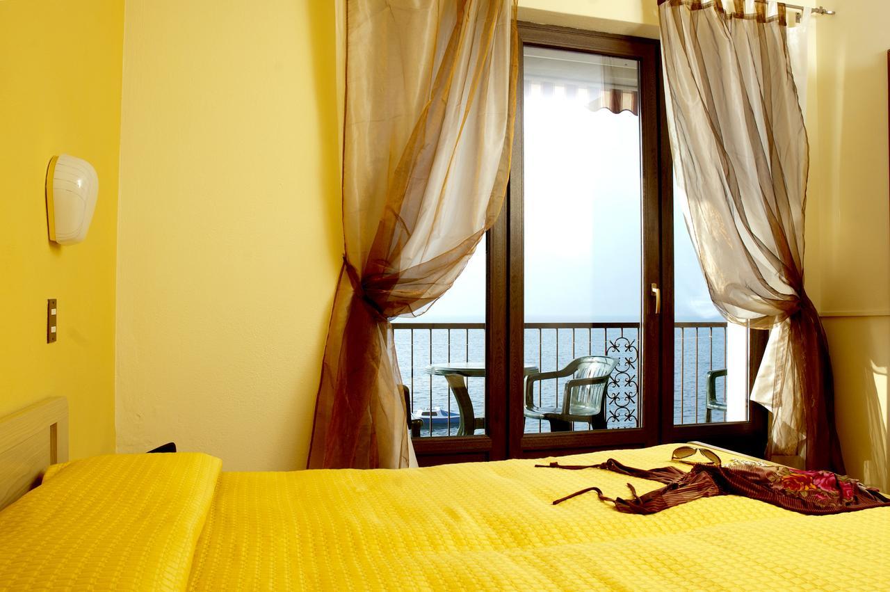 ברנצונה סול גארדה Hotel Merano מראה חיצוני תמונה