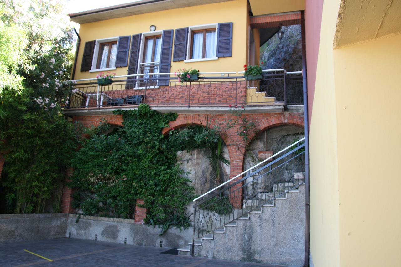 ברנצונה סול גארדה Hotel Merano מראה חיצוני תמונה